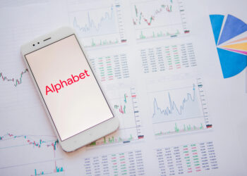 Alphabet se dispara en bolsa y la inteligencia artificial explica gran parte del impulso