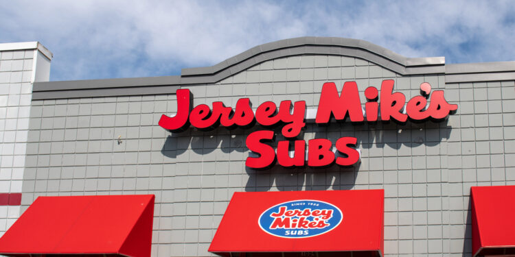 Jersey Mike’s acelera su expansión y busca conquistar Wall Street con una salida a bolsa