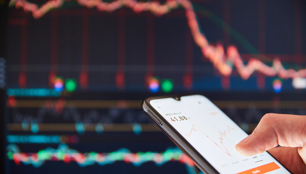 Wall Street cierra en rojo por el petróleo: S&P 500 y Dow retroceden tras nuevas tensiones con Irán