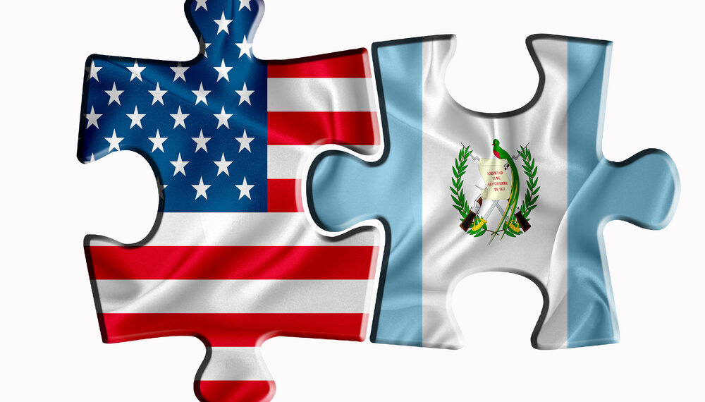 Casi 3 millones de guatemaltecos en EE.UU. enviaron un récord de $25,530 millones en 2025 — Lo que debes saber este año