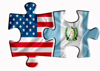 Casi 3 millones de guatemaltecos en EE.UU. enviaron un récord de $25,530 millones en 2025 — Lo que debes saber este año