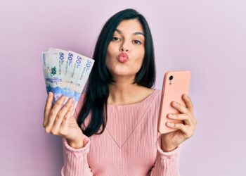 Zaswin: La Nueva Forma de Enviar Dinero a Colombia por WhatsApp — ¿Vale la Pena?