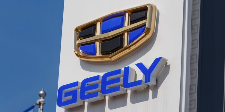 Ford y Geely producirán vehículos eléctricos en España con una empresa conjunta