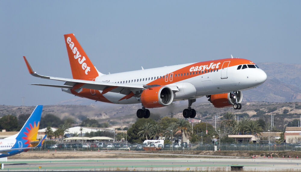 Apollo supera la oferta por easyJet con una propuesta de $7,600 millones