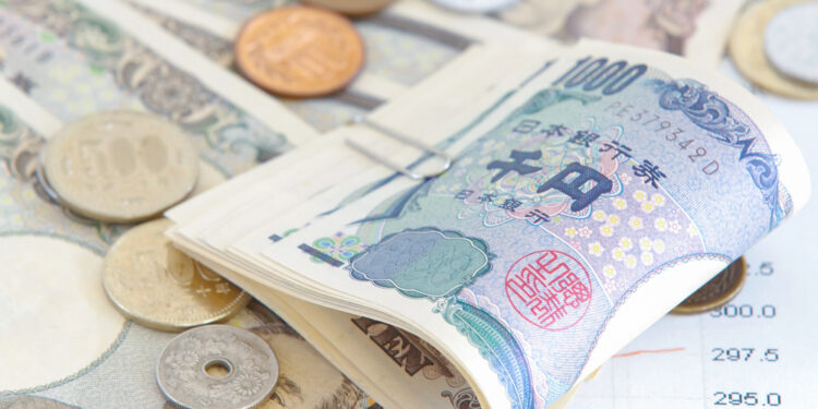 El yen vuelve a debilitarse y aumenta la presión sobre el gobierno de Japón