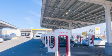 Tesla sorprende con un fuerte aumento en sus entregas, pero Wall Street castiga la acción
