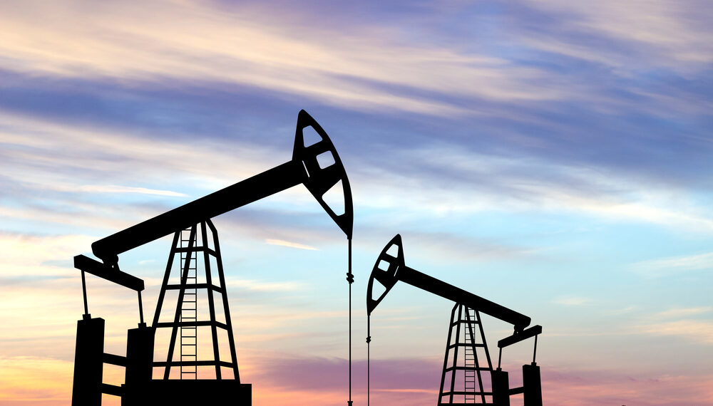 Petróleo vuelve a subir tras la tensión entre EE. UU. e Irán y reaviva el temor por la inflación