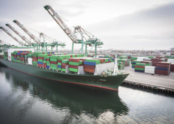 Los precios de las importaciones en EE. UU. sorprenden con su mayor alza en casi tres años