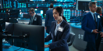 Acciones de chips se desploman en Asia tras nueva ola de ventas por temor al gasto en IA