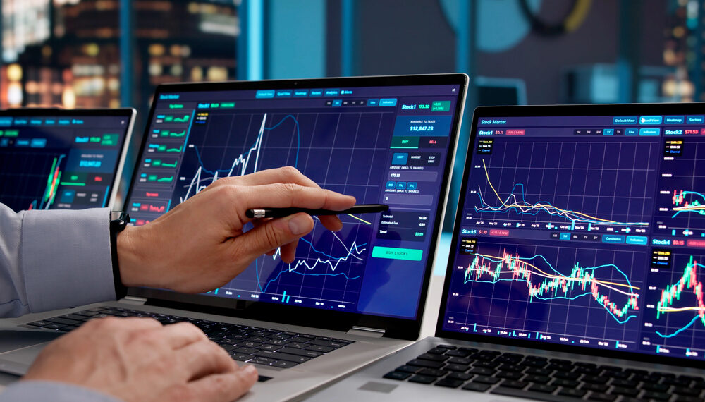 Tesla y Alphabet se desploman en bolsa: El creciente gasto en inteligencia artificial inquieta a Wall Street