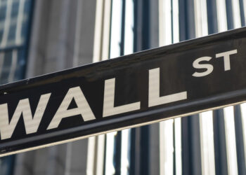 Wall Street bate récords, pero José Torres advierte dónde se está rompiendo la economía de Estados Unidos