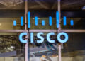 Cisco supera las expectativas, pero sus acciones retroceden pese al impulso de la inteligencia artificial
