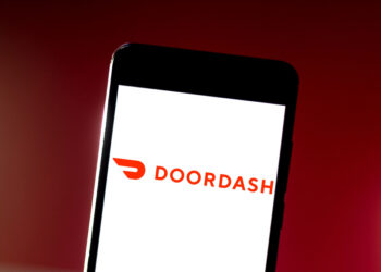 DoorDash quedó bajo la lupa por uso de inteligencia artificial creada en China