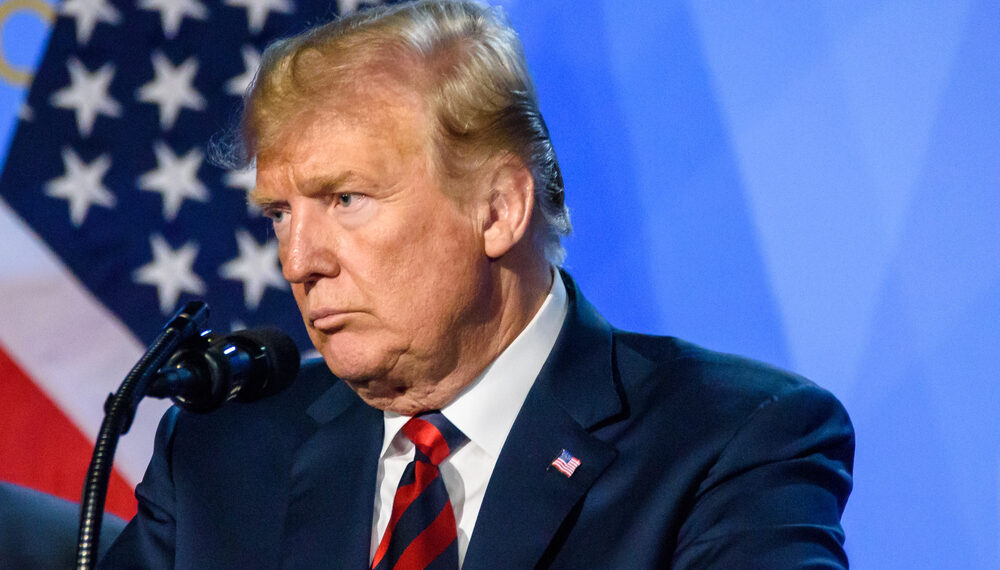 Aprobación de Trump cae a 33%, su nivel más bajo desde su regreso a la Casa Blanca