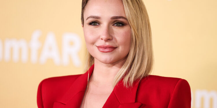 Muerte de actriz Hayden Panettiere: Exnovio estaba en la residencia