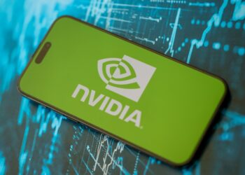 Nvidia domina las últimas dos décadas en Wall Street, pero cuatro acciones la superan a cinco años