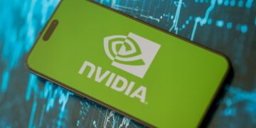Nvidia domina las últimas dos décadas en Wall Street, pero cuatro acciones la superan a cinco años