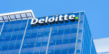 Deloitte paga $21.5 millones y cierra investigación federal sobre sus políticas de diversidad