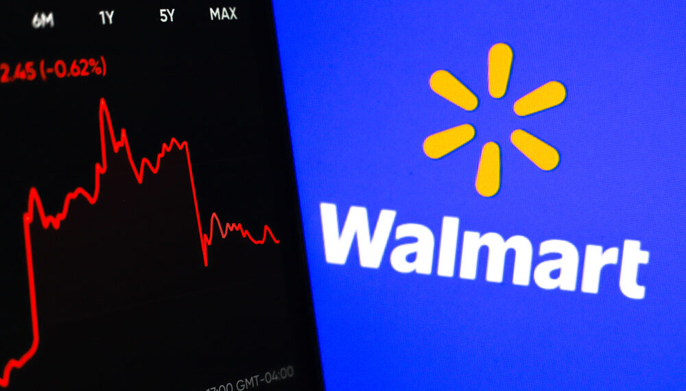 Walmart informa sobre el peor crecimiento en ventas de los últimos años: Acciones caen estrepitosamente