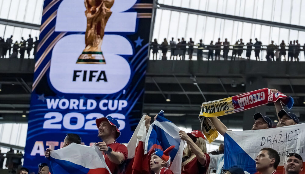 Adidas paga un alto precio por el Mundial de fútbol: ¿Qué ocurrió?