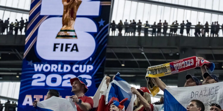 Adidas paga un alto precio por el Mundial de fútbol: ¿Qué ocurrió?