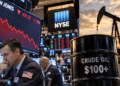 Dow Jones retrocede ante una combinación incómoda para el mercado: Tasas altas y petróleo sobre $100