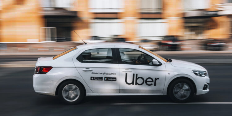 Uber recortará 10% de su plantilla para reducir costos y acelerar inversiones en vehículos autónomos