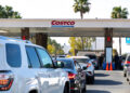 Costco eleva a $58 su aceite Kirkland y limita las compras por el alza del petróleo