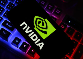 Nvidia compra Hugging Face por $12,900 millones y amplía su apuesta más allá de los chips