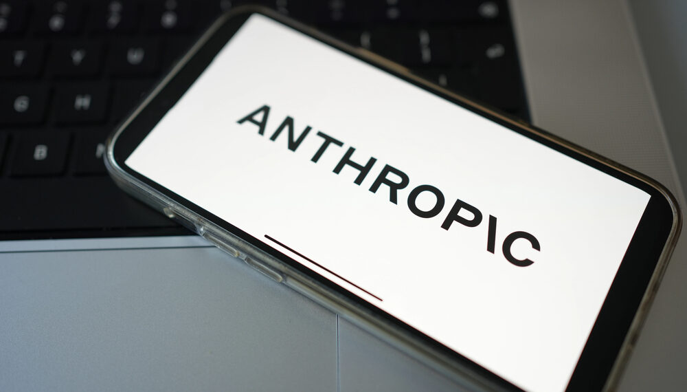 Anthropic abre sus sistemas a Accenture para poner a prueba la seguridad de su inteligencia artificial